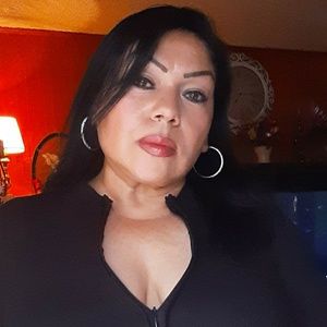 Meet your Posher, Alma